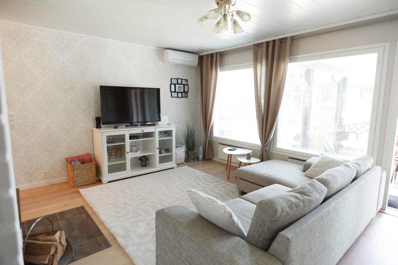 Villa De Pikku Maria Fredrikshamn Exteriör bild