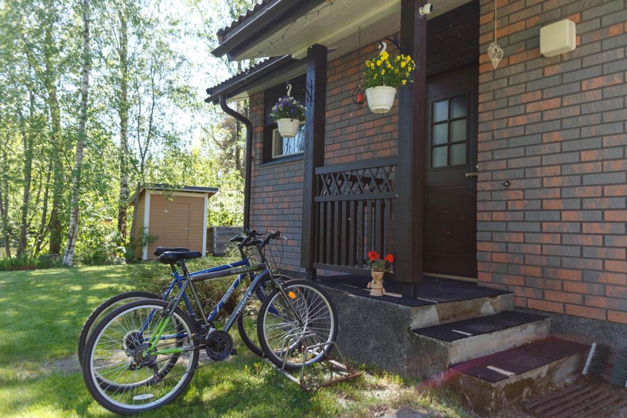 Villa De Pikku Maria Fredrikshamn Exteriör bild